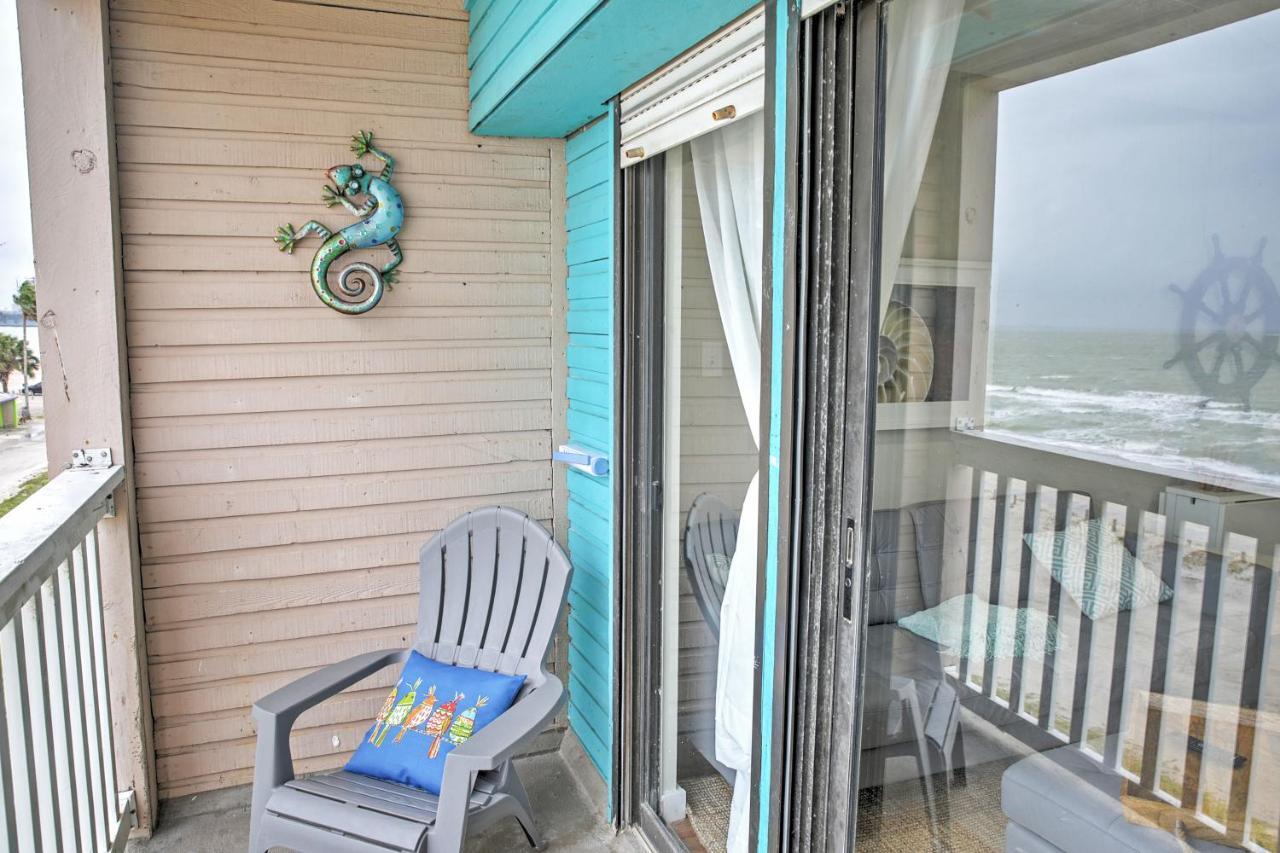 Beachfront With Deck And Views! Appartement Corpus Christi